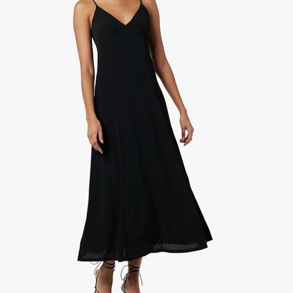 Elegant Black Maxi Dress